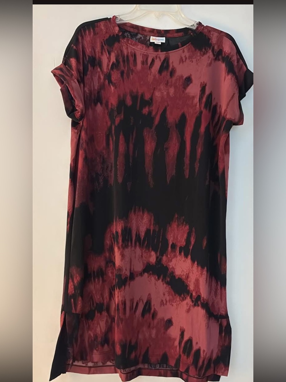 LuLaRoe Red and Black Tie-Dye Tunic